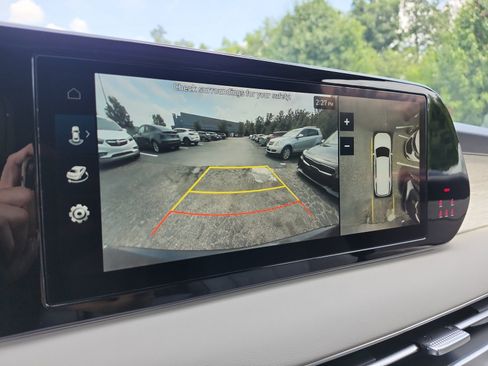 Used 2025 Hyundai Palisade AWD image 22