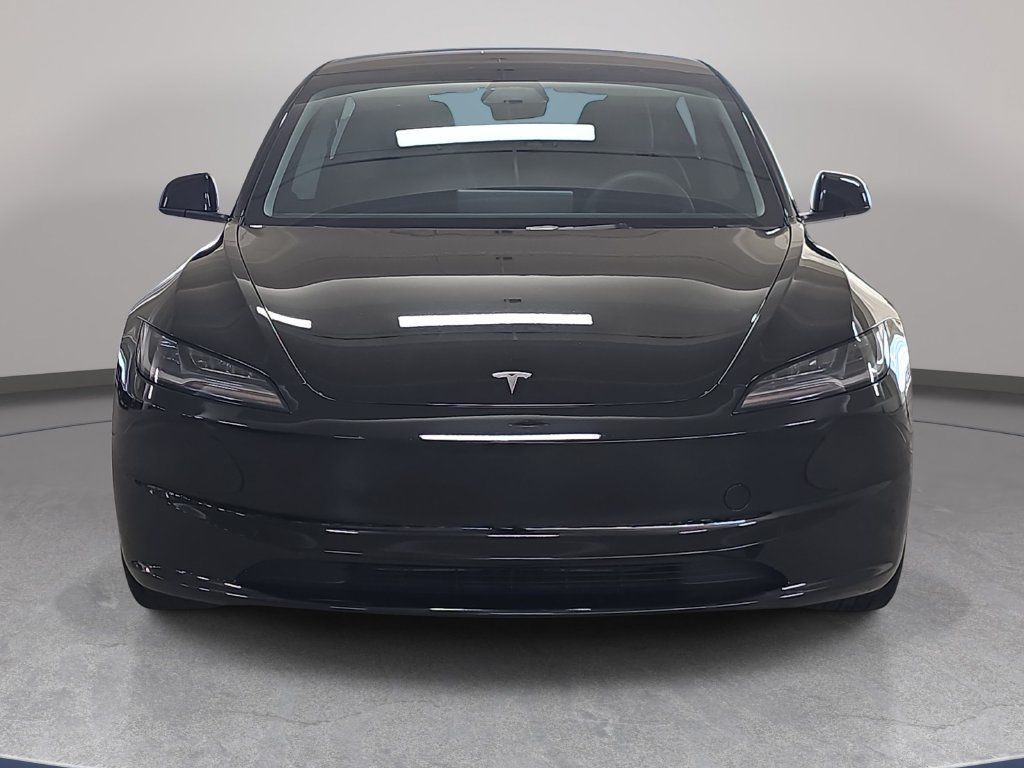 Used 2024 Tesla Model 3 Standard Range RWD image 3