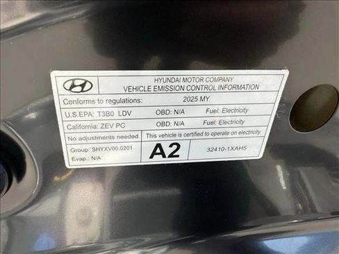 New 2025 Hyundai Ioniq 6 SEL image 17