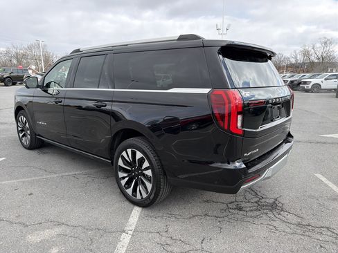 Used 2025 Ford Expedition Max Platinum w/ Driver's Package image 6