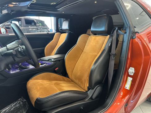 Used 2021 Dodge Challenger R/T w/ Plus Package image 21