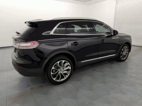 Used 2022 Lincoln Nautilus Reserve image 8