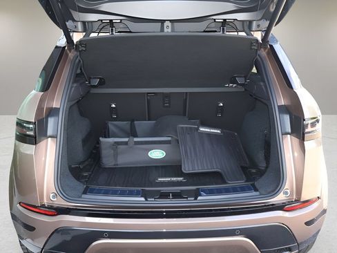 New 2026 Land Rover Range Rover Evoque Dynamic SE AWD/4WD image 16