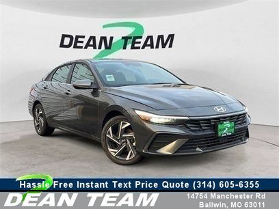 Used 2025 Hyundai Elantra Limited