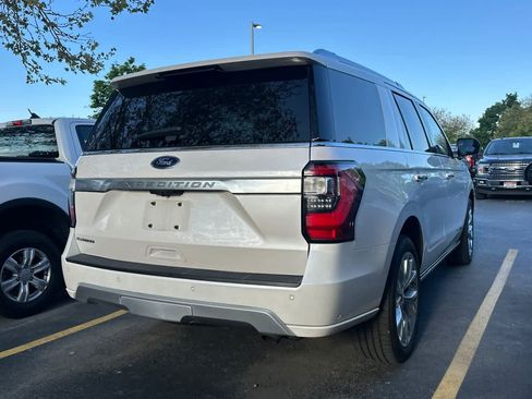 Used 2019 Ford Expedition Platinum AWD/4WD image 4