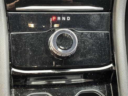 Used 2023 Jeep Grand Cherokee L Laredo image 34