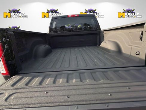 Used 2024 RAM 2500 Big Horn w/ Bed Utility Group image 23