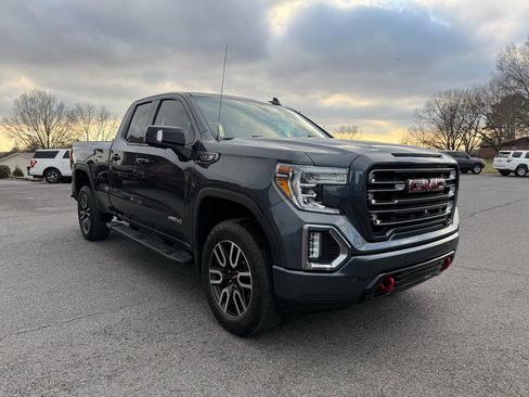 Used 2019 GMC Sierra 1500 AT4 w/ AT4 Premium Package image 9