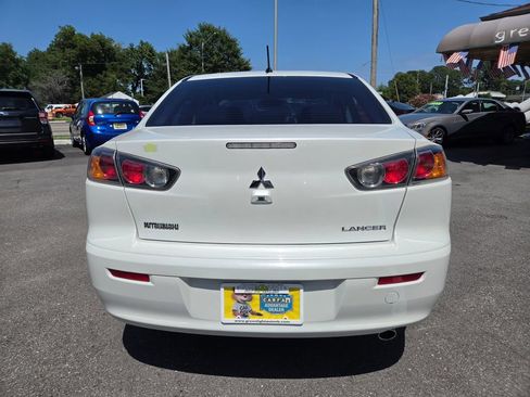 Used 2017 Mitsubishi Lancer ES FWD image 6