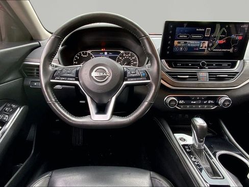 Used 2024 Nissan Altima 2.5 SL AWD/4WD image 8