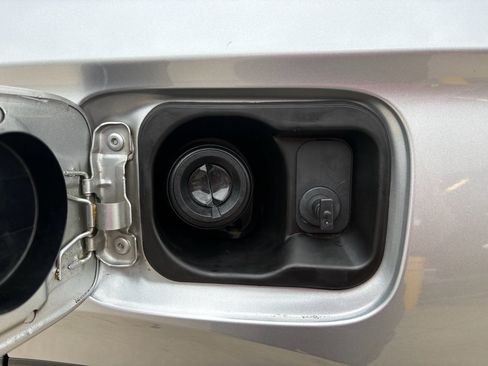 Certified 2023 Honda CR-V Sport image 30