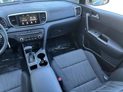 Used 2022 Kia Sportage LX AWD/4WD image 21