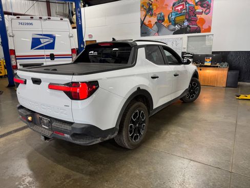 Used 2022 Hyundai Santa Cruz SEL w/ Activity Package image 3