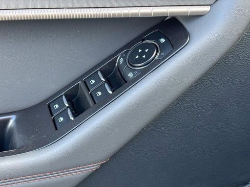 New 2026 Ford Explorer Active image 19