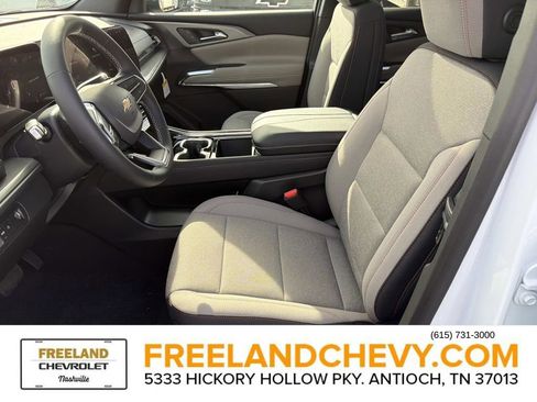 New 2026 Chevrolet Traverse LT w/ Sun and Wheel Package image 23