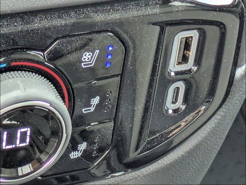 Used 2026 Chevrolet Silverado 1500 ZR2 AWD/4WD image 29
