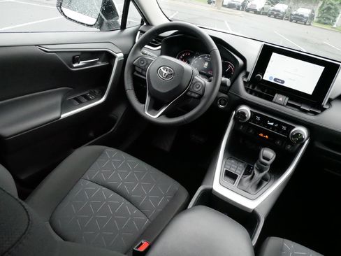 Certified 2025 Toyota RAV4 XLE w/ Weather Package AWD/4WD image 9