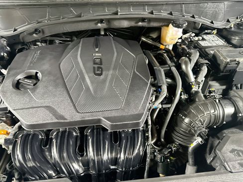 Used 2025 Hyundai Tucson SEL FWD image 32