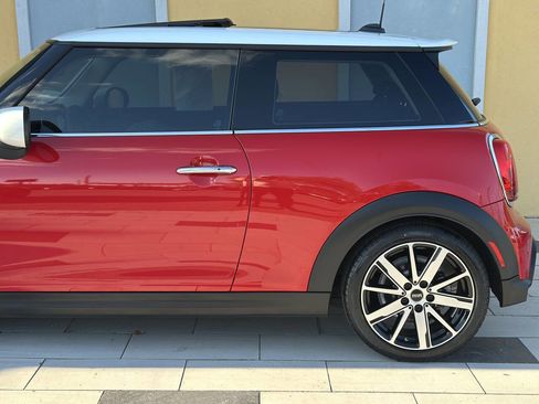 Used 2022 MINI Cooper S image 5