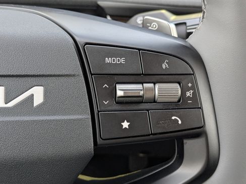 New 2025 Kia EV6 Light w/ Light LR Technology Package image 26