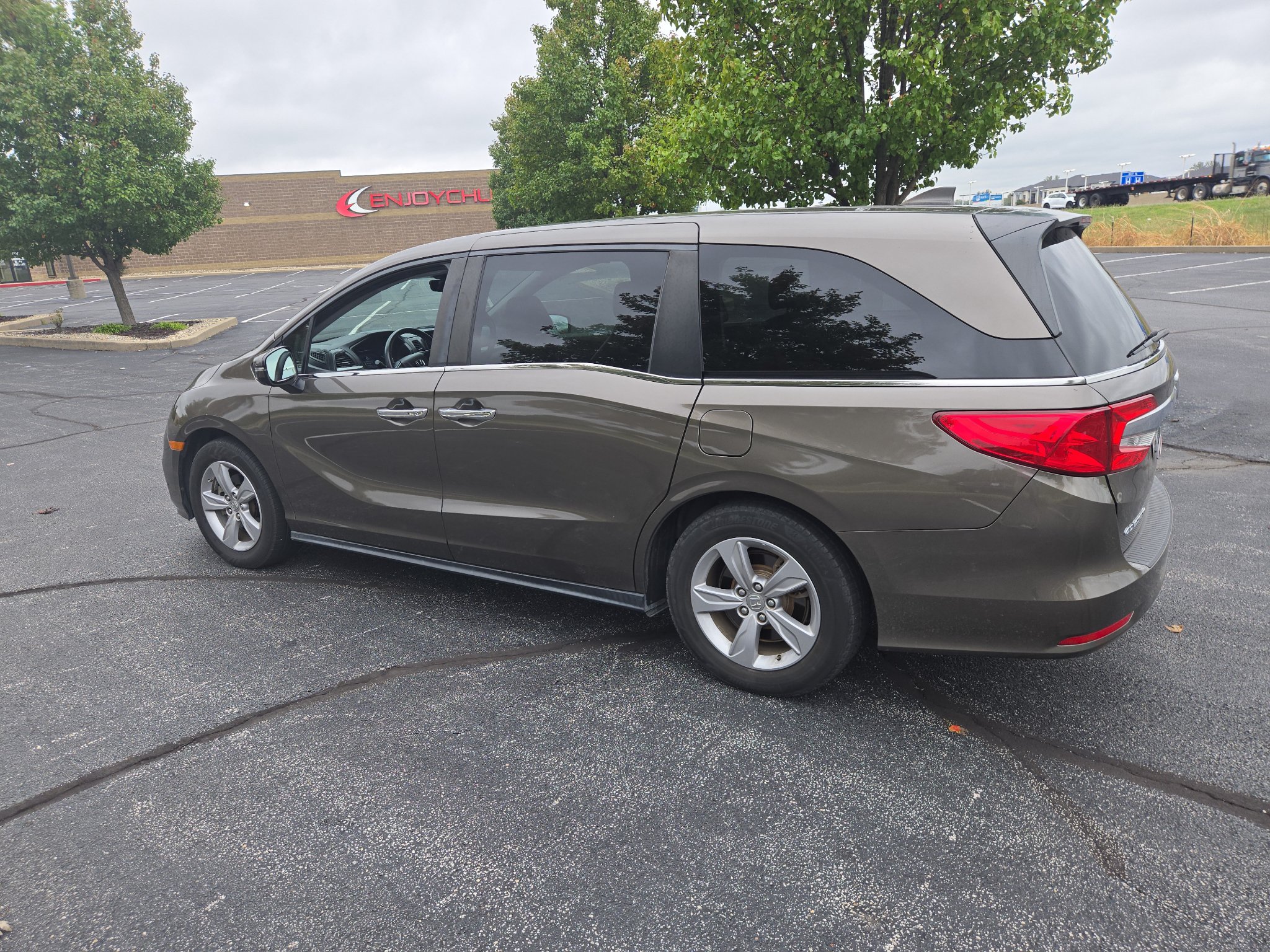 Used 2019 Honda Odyssey EX-L image 2