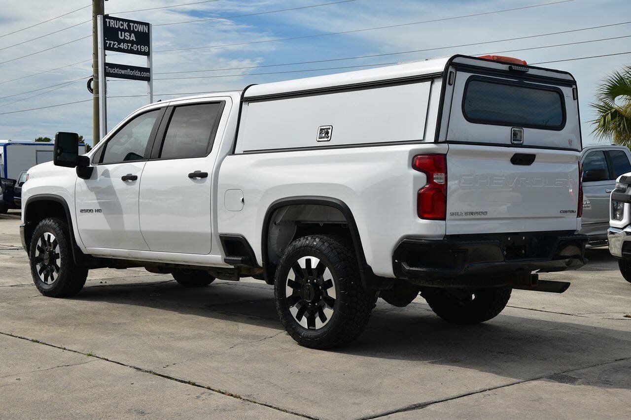 Used 2020 Chevrolet Silverado 2500 Custom w/ Custom Value Package AWD/4WD image 4