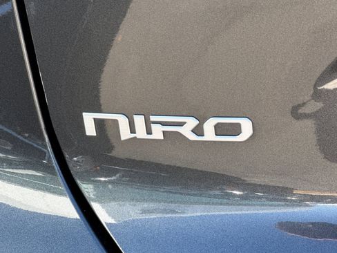 Used 2024 Kia Niro Wind FWD image 48