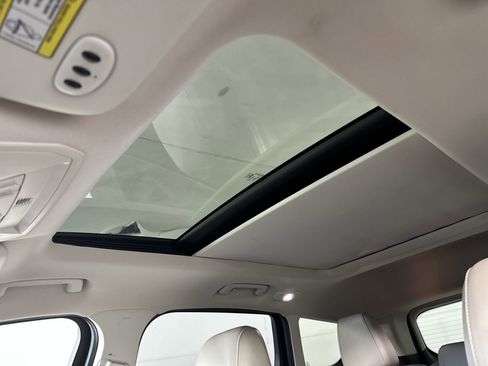 Used 2017 Ford Escape Titanium image 26