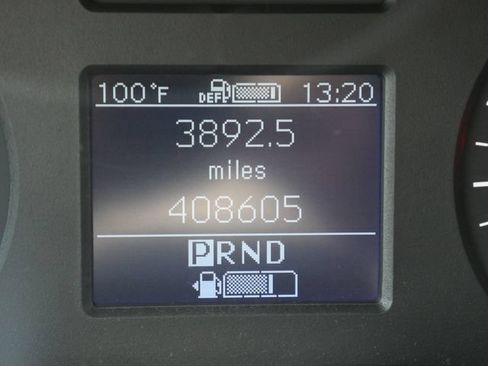 Used 2021 Mercedes-Benz Sprinter 2500 image 14
