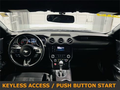 Used 2019 Ford Mustang Coupe image 4