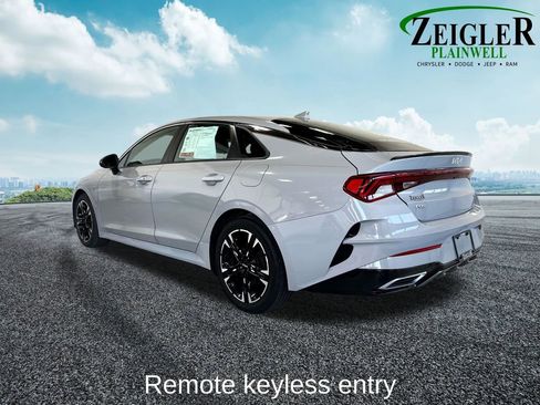 Used 2022 Kia K5 GT-Line FWD image 3