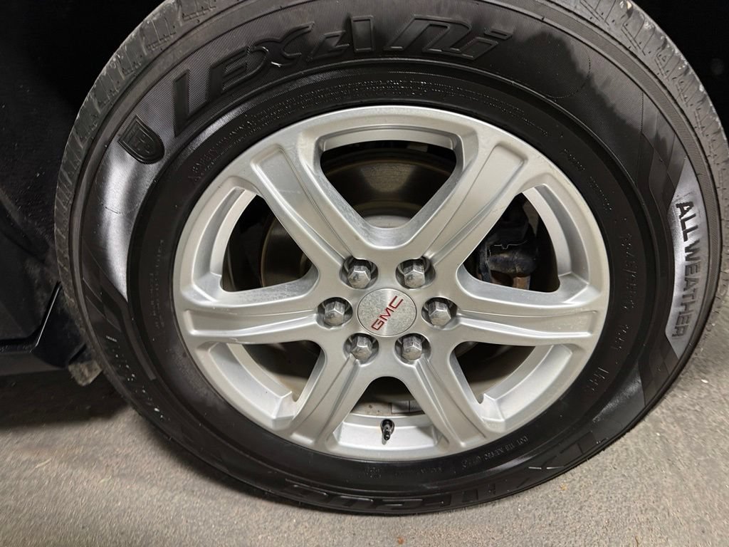 Used 2019 GMC Acadia SLE FWD image 39