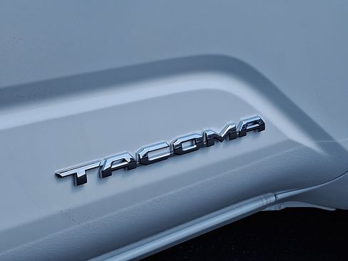 New 2025 Toyota Tacoma SR5 image 5