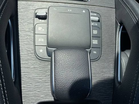Used 2021 Mercedes-Benz GLE 350 4MATIC image 18