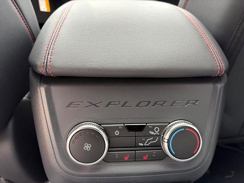 New 2026 Ford Explorer ST-Line w/ ST-Line Street Pack image 19