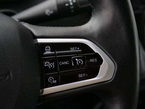 Used 2024 RAM ProMaster 3500 w/ Delivery Van Package image 25