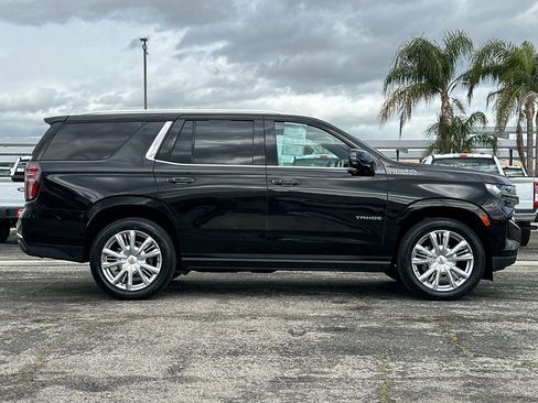 Used 2023 Chevrolet Tahoe High Country AWD/4WD image 2