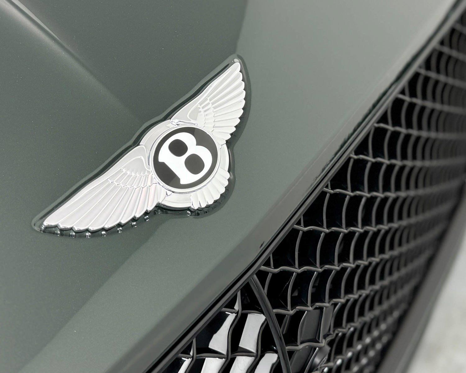 Used 2024 Bentley Continental GT V8 AWD/4WD image 46