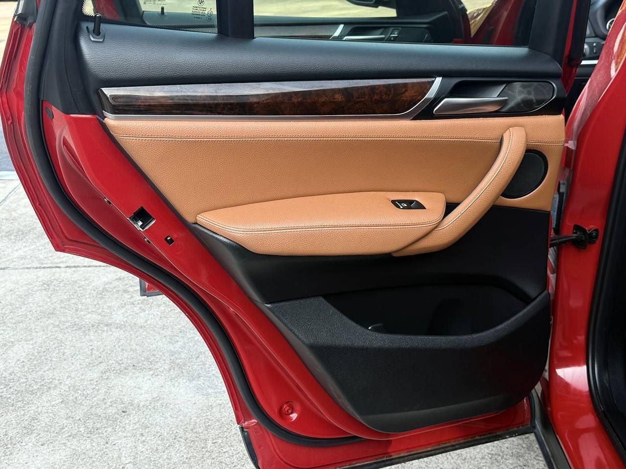 Used 2017 BMW X3 sDrive28i RWD image 15