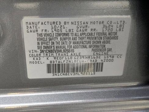 Used 2021 Nissan Versa SV image 24