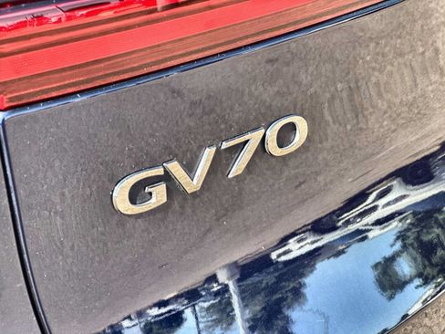 Used 2025 Genesis GV70 2.5T AWD/4WD image 16
