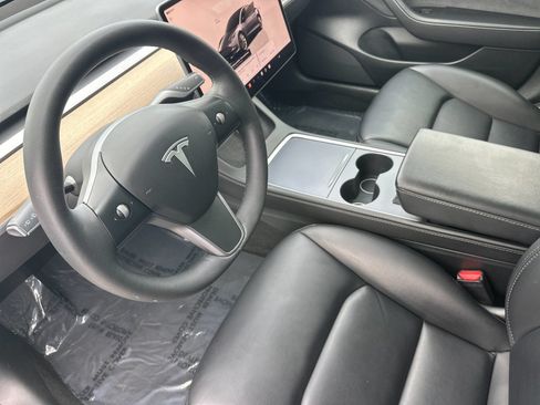Used 2023 Tesla Model 3 Standard Range RWD image 10