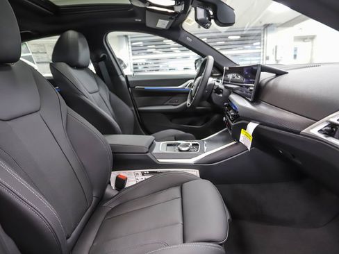 Certified 2025 BMW i4 xDrive40i w/ Premium Package image 30