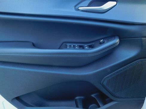 Used 2023 Jeep Grand Cherokee L Laredo image 27