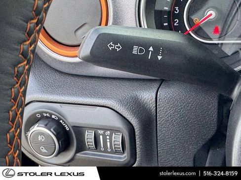 Used 2021 Jeep Gladiator Mojave AWD/4WD image 25