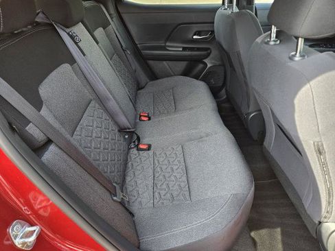 Certified 2025 Nissan Kicks SV image 21