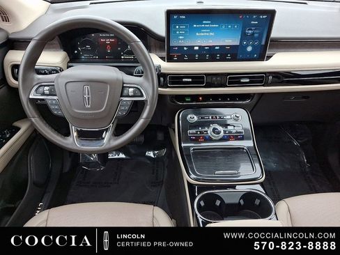 Certified 2023 Lincoln Nautilus Reserve AWD/4WD image 11