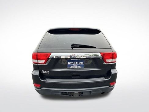 Used 2011 Jeep Grand Cherokee Laredo w/ Trailer Tow Group AWD/4WD image 4