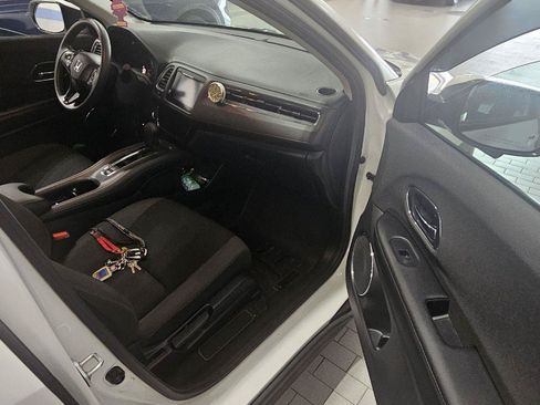 Used 2022 Honda HR-V EX image 18