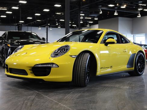 Used 2013 Porsche 911 Carrera 4S AWD/4WD image 3